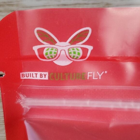 NEW Sealed CultureFly Pride‎ Pet Dog Pack Leash, Bandana, Rope Toy - Picture 2 of 6